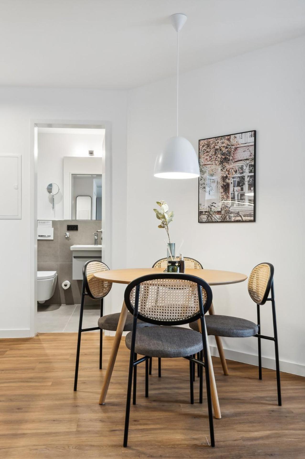 Limehome Oberhausen Paul-Reusch-Str Oda fotoğraf