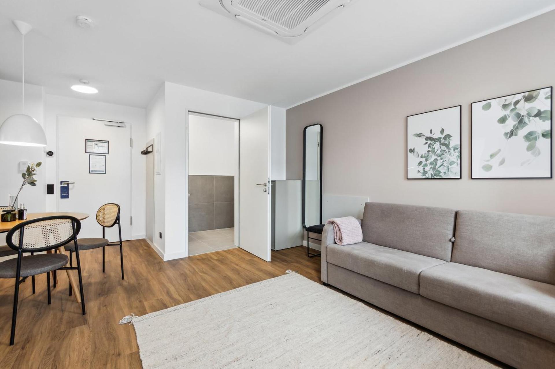 Limehome Oberhausen Paul-Reusch-Str Oda fotoğraf